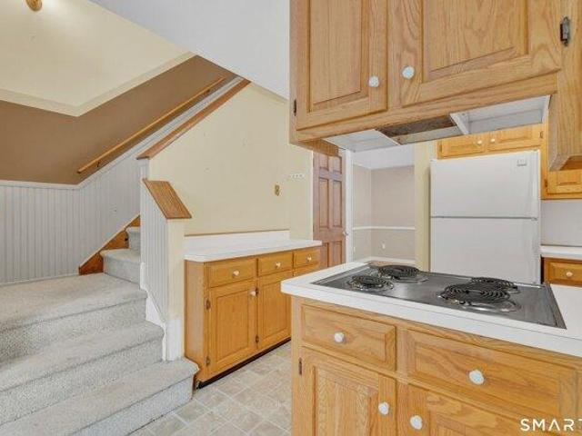 house with 2 bedroom, Hamden CT ES105423792