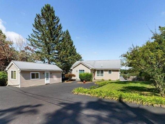 house with 2 bedroom, Hamilton MA ES105588719