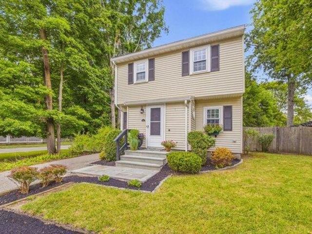 house with 2 bedroom, Hanover MA ES105634122