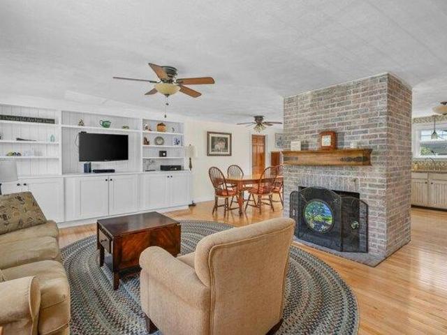 house with 2 bedroom, Harwich MA ES106014454