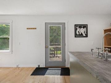 house with 2 bedroom, Hardwick VT DS103158524