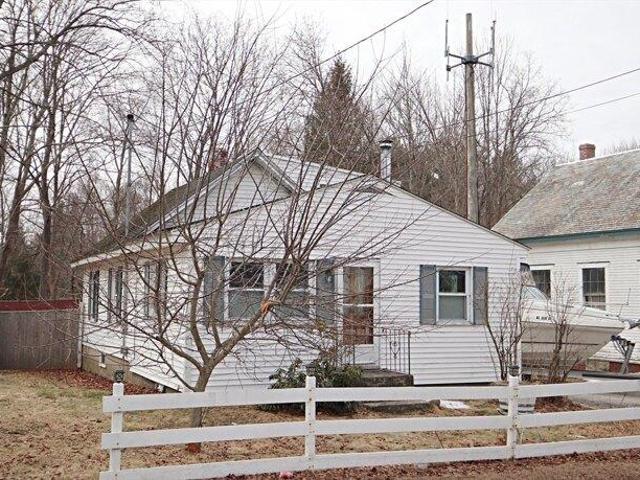 house with 2 bedroom, Haverhill MA ES105628858