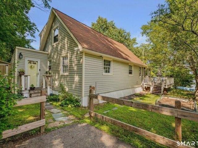 house with 2 bedroom, Hebron CT ES105552240