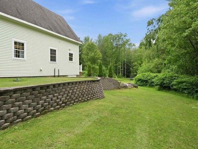 house with 2 bedroom, Holderness NH ES105549820