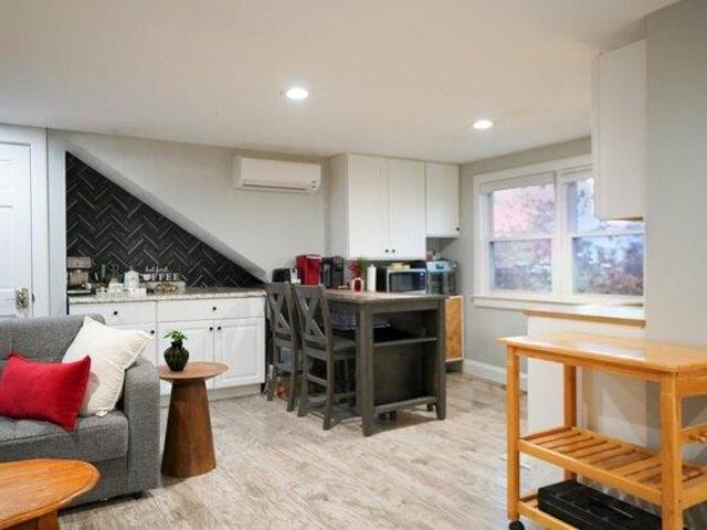 house with 2 bedroom, Hyannis MA ES106088876