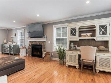 house with 2 bedroom, Jamestown RI ES103221822