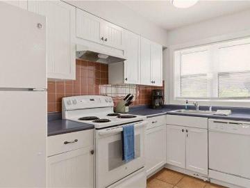 house with 2 bedroom, Jamestown RI ES103222453