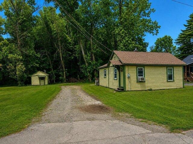 house with 2 bedroom, Keene NH ES105424217