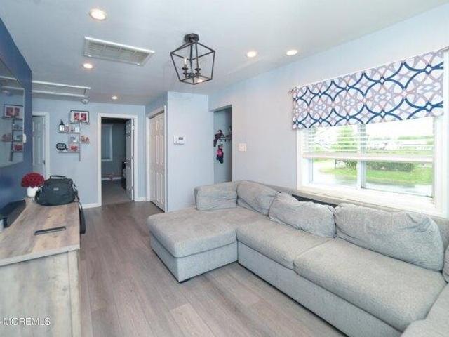 house with 2 bedroom, Keyport NJ ES105562712