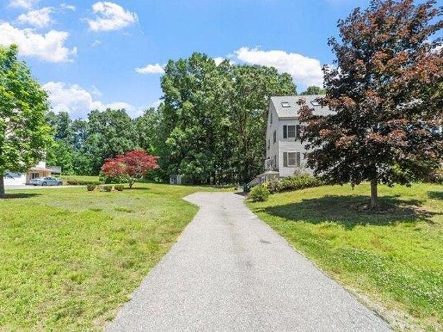 house with 2 bedroom, Kingston NH ES104513108