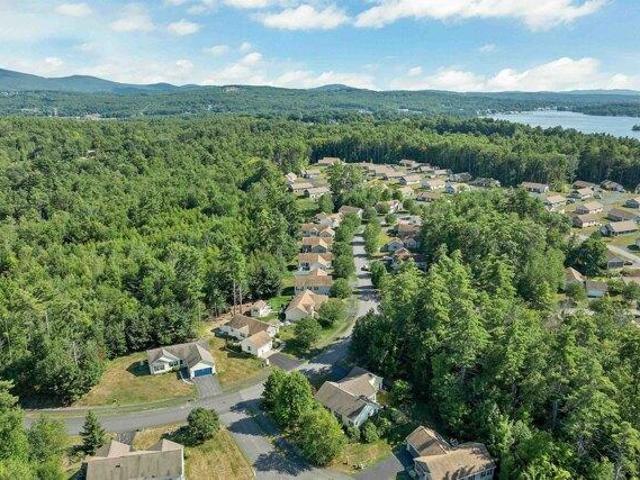 house with 2 bedroom, Laconia NH ES105661970