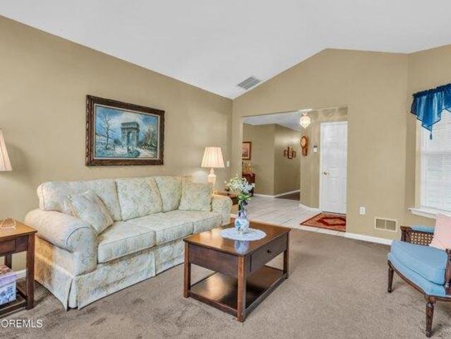 house with 2 bedroom, Lakewood NJ ES105292429