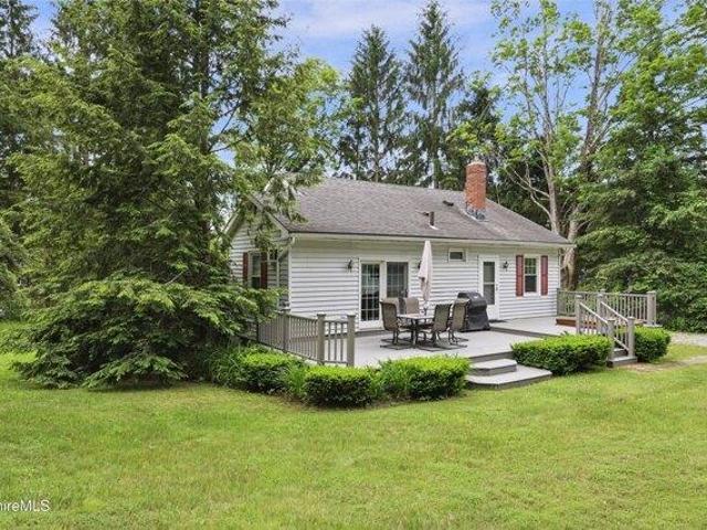 house with 2 bedroom, Lenox MA ES104480821