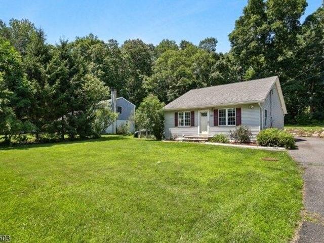 house with 2 bedroom, Lebanon NJ ES105291471