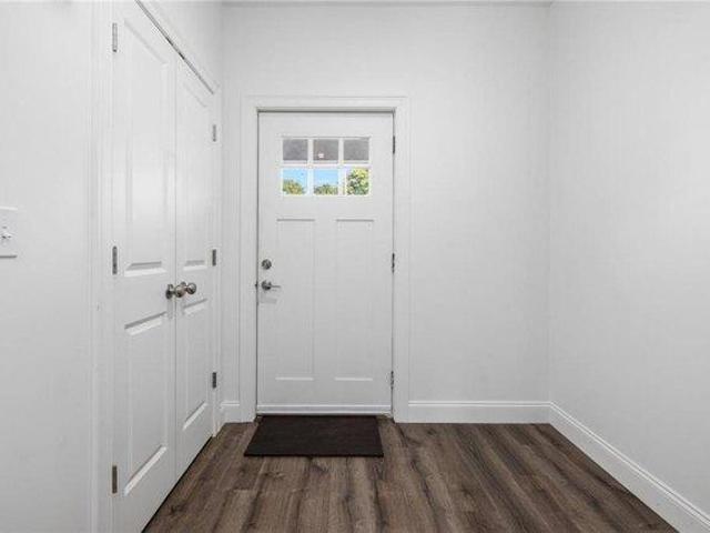 house with 2 bedroom, Lincoln RI ES105387547