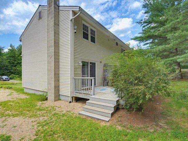 house with 2 bedroom, Litchfield NH ES105492808