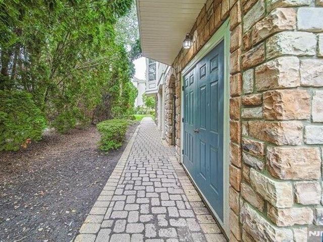 house with 2 bedroom, Livingston NJ ES105316275