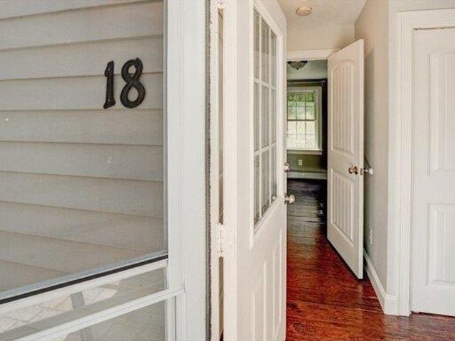 house with 2 bedroom, Lunenburg MA ES105402751