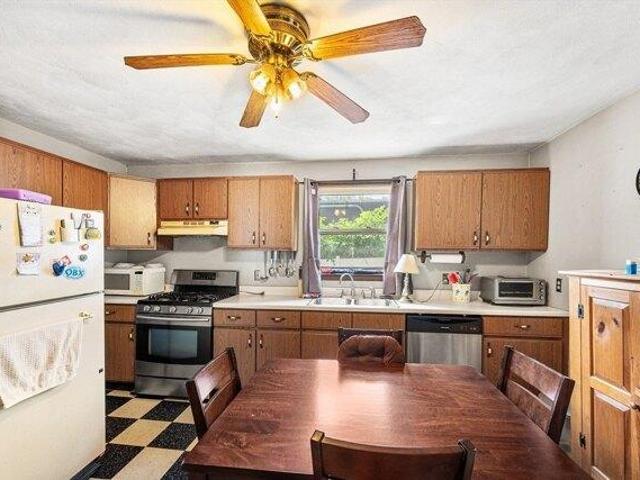 house with 2 bedroom, Lynn MA ES105350810