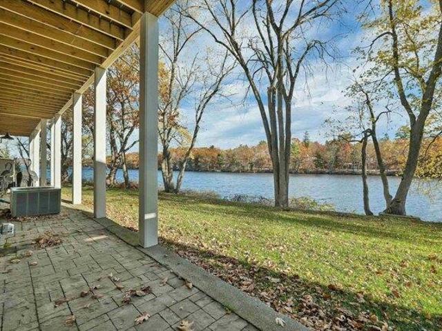 house with 2 bedroom, Manchester NH ES104262384