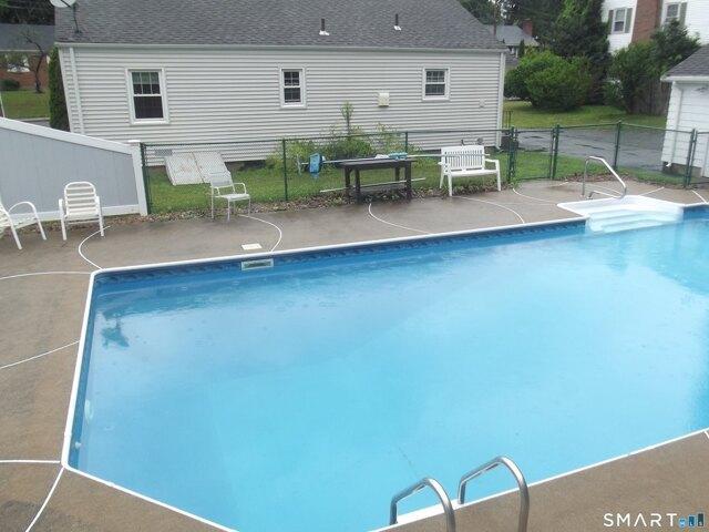 house with 2 bedroom, Manchester CT ES105474813