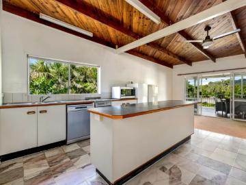 Machans Beach, Barron, Cairns Regional, Low Island, Queensland, Queensland