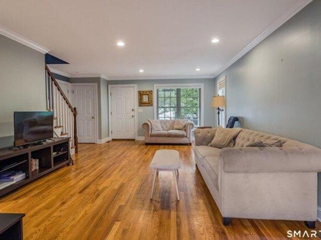 house with 2 bedroom, Madison CT ES105652684