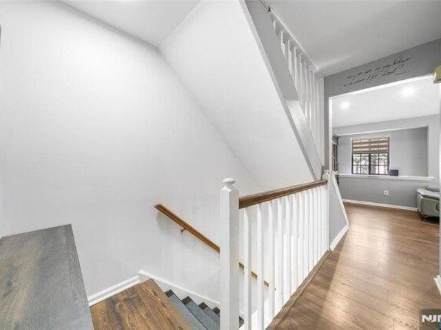 house with 2 bedroom, Mahwah NJ ES105710221