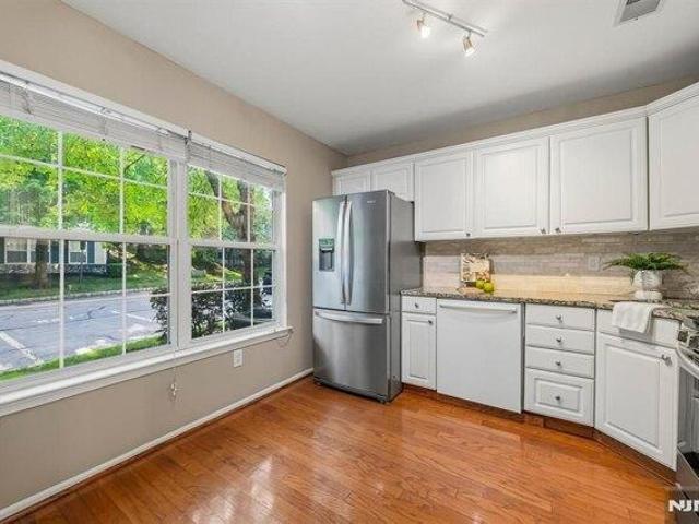 house with 2 bedroom, Mahwah NJ ES105206894