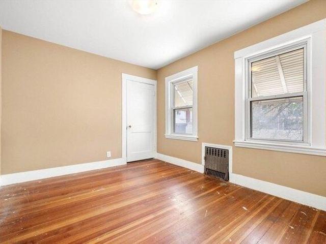 house with 2 bedroom, Malden MA ES105351207