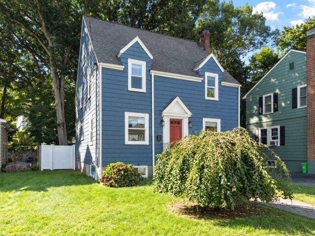 house with 2 bedroom, Medford MA ES105559976