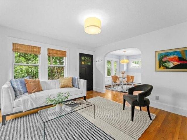 house with 2 bedroom, Medford MA ES105574834