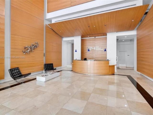 house with 2 bedroom, Miami FL FL ES102660014