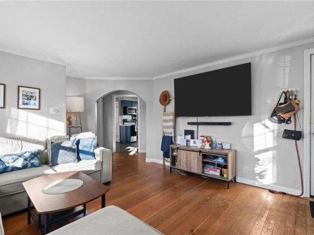 house with 2 bedroom, Middletown RI ES104808689