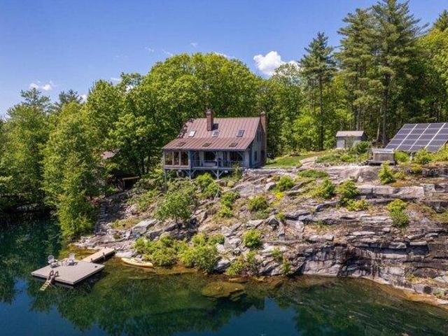 house with 2 bedroom, Milford NH ES104408815