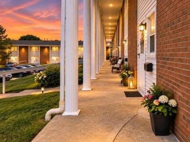 house with 2 bedroom, Milford CT ES105416220