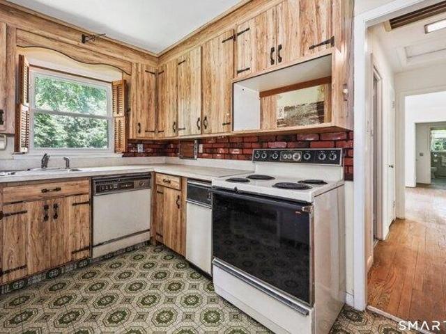 house with 2 bedroom, Monroe CT ES105574912