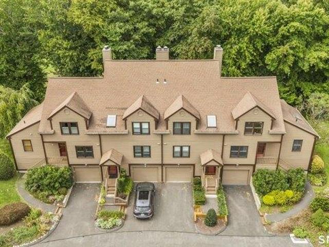 house with 2 bedroom, Monroe CT ES105612604