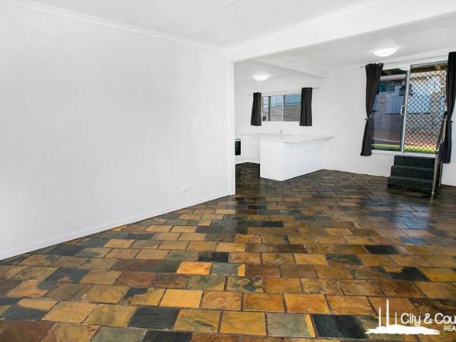 House 2 Bedroom For Rent Mount Isa QLD 215000 ES102625531