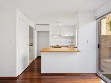 House for sale in Western Australia - Equipped kitchen