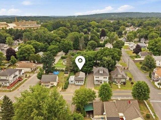 house with 2 bedroom, Nashua NH ES105548772