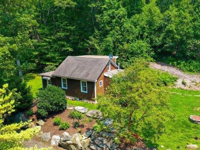 house with 2 bedroom, Newtown CT ES105587283