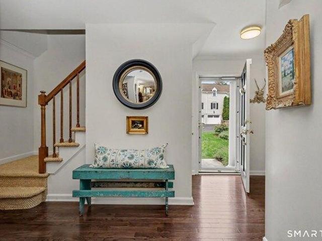 house with 2 bedroom, New Canaan CT ES105533812