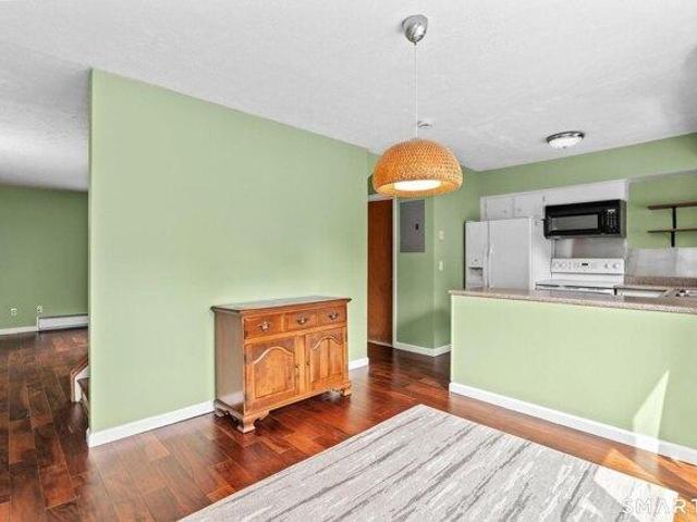 house with 2 bedroom, New Haven CT ES105415100