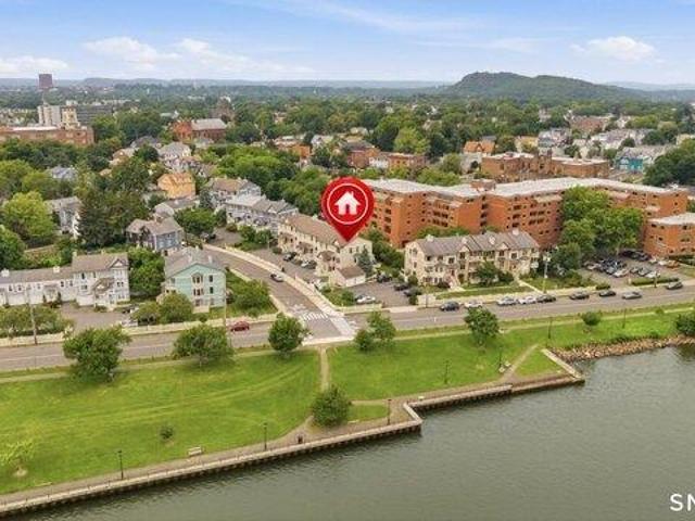 house with 2 bedroom, New Haven CT ES105589408