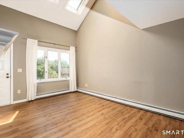 house with 2 bedroom, New Milford CT ES105559775