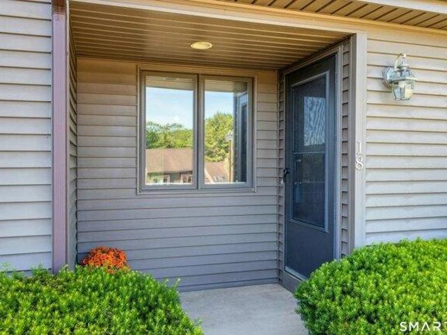 house with 2 bedroom, New Milford CT ES105586329