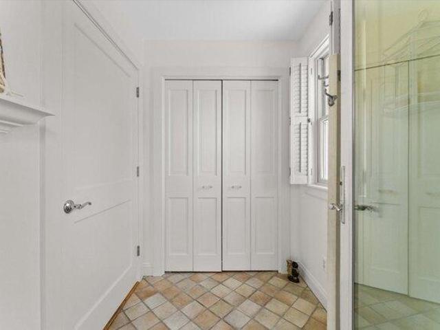 house with 2 bedroom, Newburyport MA ES105612379