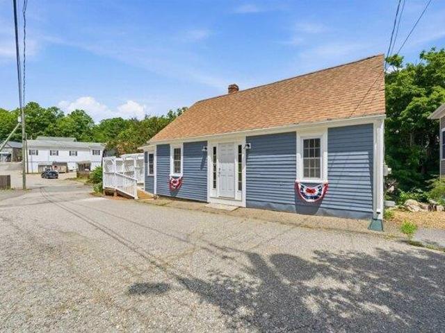 house with 2 bedroom, Newmarket NH DS104263357