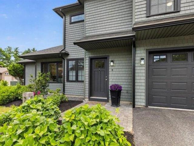 house with 2 bedroom, Newmarket NH ES105590751